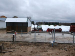 Weening Barn